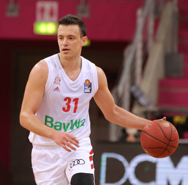 的比赛中 的比赛中