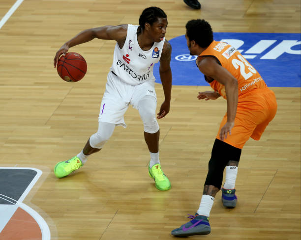 得了众多掌 得了众多掌